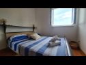 Apartmány Marin - amazing sea view: A1(4+1), A2(4+1), A3(4+1) Splitska - Ostrov Brač  - Apartmán - A2(4+1): ložnice