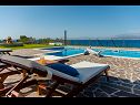 Prázdninový dům/vila Ivan - open pool: H(6+4) Supetar - Ostrov Brač  - Chorvatsko  - bazén