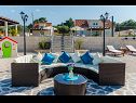 Prázdninový dům/vila Ivan - open pool: H(6+4) Supetar - Ostrov Brač  - Chorvatsko  - terasa