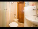 Apartmány DomeD - close to the sea & comfortable: A1(4) Supetar - Ostrov Brač  - Apartmán - A1(4): koupelna s WC