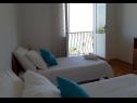 Apartmány Mar - 50 m from beach: A1(4+1), A2(4+1), A3(4+1) Sutivan - Ostrov Brač  - Apartmán - A3(4+1): ložnice