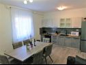 Apartmány Lilac - 100m from pebble beach : A1(7) Arbanija - Ostrov Čiovo  - Apartmán - A1(7): kuchyně a jídelna