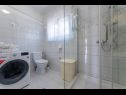 Apartmány Nick - jacuzzi & seaview: A1(4+1) Mastrinka - Ostrov Čiovo  - Apartmán - A1(4+1): koupelna s WC