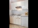 Apartmány Kari A5(4) , SA1(2), SA2(2), SA3(2), SA4(2)  Crikvenica - Riviera Crikvenica  - Studio apartmán - SA3(2): kuchyně