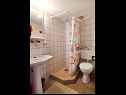 Apartmány Emily - 50m from beach; A1(2), A2(2), A3(2), A4(2), A5(4+1) Vrboska - Ostrov Hvar  - Apartmán - A5(4+1): koupelna s WC