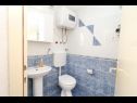 Apartmány Niks - terrace & sea view: A1(4), A2(2) Vela Luka - Ostrov Korčula  - Apartmán - A2(2): koupelna s WC