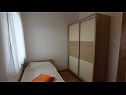 Apartmány Ema A1(4), A2(4) Malinska - Ostrov Krk  - Apartmán - A2(4): ložnice