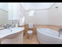 Apartmány Juri A1(2+2), A2(2+2) Vrbnik - Ostrov Krk  - Apartmán - A2(2+2): koupelna s WC