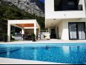 Apartmány Villa Esse - heated pool & seaview: A1(2+2), A2(4+2), A3(2+2), A4(4+2), A5(2+2) Baška Voda - Riviera Makarska  - bazén