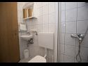 Apartmány Robert - sea view : A1(4+1), A2(4+2) Brela - Riviera Makarska  - Apartmán - A2(4+2): koupelna s WC