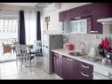 Apartmány Ante - seaview A1(5), SA2(3), SA3(2+1) Brela - Riviera Makarska  - Studio apartmán - SA3(2+1): kuchyně