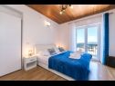 Apartmány Robert - sea view : A1(4+1), A2(4+2) Brela - Riviera Makarska  - Apartmán - A1(4+1): ložnice