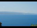  Maza - with seaview & parking: R1(2+1), R2(2) Brela - Riviera Makarska  - výhled  na moře (dům a okolí)