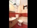 Apartmány Sunny - quiet and relaxing A1(2+2), A2(2+1) Makarska - Riviera Makarska  - Apartmán - A1(2+2): koupelna s WC
