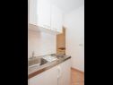 Apartmány Željko - spacious and affordable A1(6+2), SA2(2), SA3(2), SA4(2+1) Makarska - Riviera Makarska  - Studio apartmán - SA2(2): kuchyně