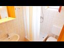 Apartmány Bor - with great view: A1(4+2)Garbin, SA2(2)Levant Makarska - Riviera Makarska  - Studio apartmán - SA2(2)Levant: koupelna s WC