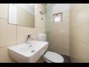 Apartmány Dolo - in centre: A1(5), A2(5) Makarska - Riviera Makarska  - Apartmán - A2(5): koupelna s WC