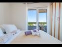 Apartmány Duki - sea view: A1(4+1), A2(3+2) Makarska - Riviera Makarska  - Apartmán - A2(3+2): ložnice
