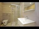 Apartmány Luxury - heated pool, sauna and gym: A1(2), A2(2), A3(4), A4(2), A5(4), A6(2) Makarska - Riviera Makarska  - koupelna s WC