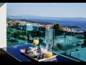Apartmány Luxury - heated pool, sauna and gym: A1(2), A2(2), A3(4), A4(2), A5(4), A6(2) Makarska - Riviera Makarska  - Apartmán - A5(4): výhled  na moře