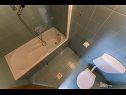 Apartmány Cobra - excellent location: A1(2+2), SA2(2+1), A4(4+2) Tučepi - Riviera Makarska  - Apartmán - A4(4+2): koupelna s WC