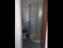 Apartmány Zorica - with view: A1(4+1), SA2(2+1), SA3(2+1), SA4(2+1), A5(10+1) Marusici - Riviera Omiš  - Studio apartmán - SA2(2+1): koupelna s WC