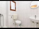 Apartmány Neva - 50m from the sea A1(2+1), A2(2+1), SA3(3) Sumpetar - Riviera Omiš  - Apartmán - A1(2+1): koupelna s WC