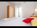 Apartmány Neve - 50 m from beach: A4(5), A5(5), A3(2+1) Mandre - Ostrov Pag  - Apartmán - A4(5): ložnice