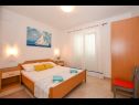 Apartmány Neve - 50 m from beach: A4(5), A5(5), A3(2+1) Mandre - Ostrov Pag  - Apartmán - A5(5): ložnice