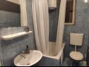 Apartmány Nives - great location: A1(6), A5(2), A6(2), A7(2), A2(4), A3(3), A4(3) Novalja - Ostrov Pag  - Apartmán - A4(3): koupelna s WC