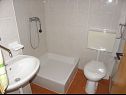 Apartmány Fabijan - 50m from sea: A1(3+2), SA2(2+1), SA3(3), SA4(1+3) Povljana - Ostrov Pag  - Studio apartmán - SA4(1+3): koupelna s WC
