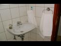 Apartmány Miho SA1(2), SA2(2), SA3(2), SA4(2) Orebić - Poloostrov Peljesac  - Studio apartmán - SA1(2), SA2(2): koupelna s WC