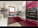 Apartmány Ivni - great view: A1(4+2), SA2(2+2) Cesarica - Riviera Senj  - Apartmán - A1(4+2): kuchyně