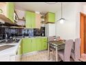 Apartmány Ivni - great view: A1(4+2), SA2(2+2) Cesarica - Riviera Senj  - Studio apartmán - SA2(2+2): kuchyně a jídelna
