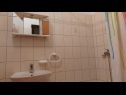 Apartmány Jase - 30 m from beach : SA1-crvena kuhinja(2), A2(4), SA3(2+1), SA4-bijela kuhinja(2) Lukovo Šugarje - Riviera Senj  - Studio apartmán - SA3(2+1): koupelna s WC