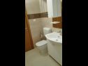 Apartmány Damir A1(2+2) Šibenik - Riviera Šibenik  - Apartmán - A1(2+2): koupelna s WC