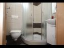 Apartmány Deep Blue A1 PR(6+1), A2 KAT(6+1), A3(4+1) Srima - Riviera Šibenik  - Apartmán - A2 KAT(6+1): koupelna s WC