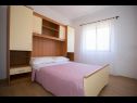 Apartmány Ana - quiet and peaceful: A1(4+1), A2(4+1) Maslinica - Ostrov Šolta  - Apartmán - A2(4+1): ložnice