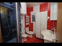 Apartmány Ivica - parking: A1(4+2), A2(4+1) Kastel Gomilica - Riviera Split  - Apartmán - A1(4+2): koupelna s WC