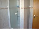 Apartmány a pokoje Anka - with open jacuzzi: SA4(2), SA2(2), R1(2), R3(2), R5(2) Podstrana - Riviera Split  - Studio apartmán - SA2(2): koupelna s WC