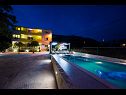 Apartmány Mariska - with swimming pool: A1(6+2), A2(6+2) Podstrana - Riviera Split  - bazén