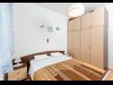 Apartmány Knez 1 - 50 m from beach: A3(4) Podstrana - Riviera Split  - Apartmán - A3(4): ložnice