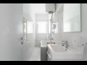 Apartmány Neven - comfortable & great location: A1(4+2) Split - Riviera Split  - Apartmán - A1(4+2): koupelna s WC