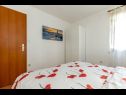 Apartmány Jurica - 300 m from sea: A1 Lea(2+1), A2 Roko(2+1) Split - Riviera Split  - Apartmán - A2 Roko(2+1): ložnice