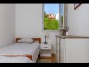 Apartmány Jurmar - with terrace : A1(4+2)  Split - Riviera Split  - Apartmán - A1(4+2) : ložnice