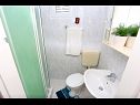 Apartmány Marija - beautiful sea view: A1(4+1) Drvenik Mali (Ostrov Drvenik Mali) - Riviera Trogir  - Apartmán - A1(4+1): koupelna s WC