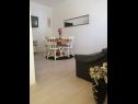Apartmány Anka- comfortable and affordable A2(3+2), A1(6) Marina - Riviera Trogir  - Apartmán - A1(6): obývák