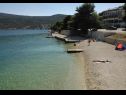 Apartmány Per - 80 m from beach: SA2(2+1), A5(3), A6(2+1), A45(8), SA3(3), A7(2+1) Marina - Riviera Trogir  - pláž