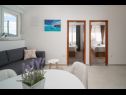 Apartmány Lux 1 - heated pool: A1(4), A4(4) Marina - Riviera Trogir  - Apartmán - A1(4): jídelna