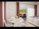 Apartmány Lux 2 - heated pool: A2(4+2), A3(4+2) Marina - Riviera Trogir  - Apartmán - A3(4+2): jídelna